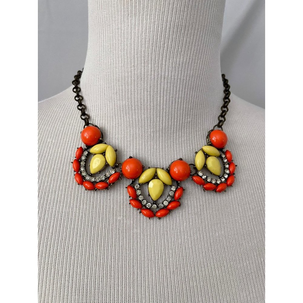 Vintage Coral / Pale Yellow Faux Gem and Rhinestone Bling Statement Necklace - Picture 2 of 12